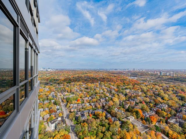 4508 - 395 Bloor St E