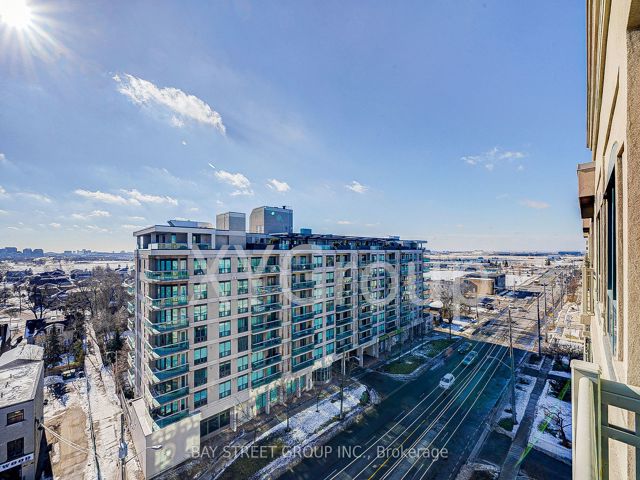 905 - 920 Sheppard Ave W