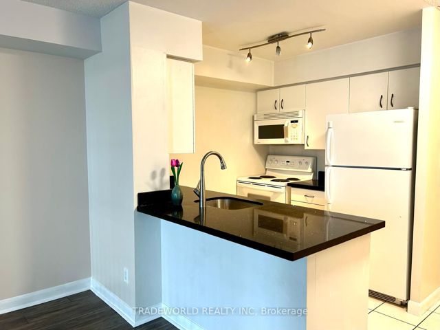 3110 - 4978 Yonge St