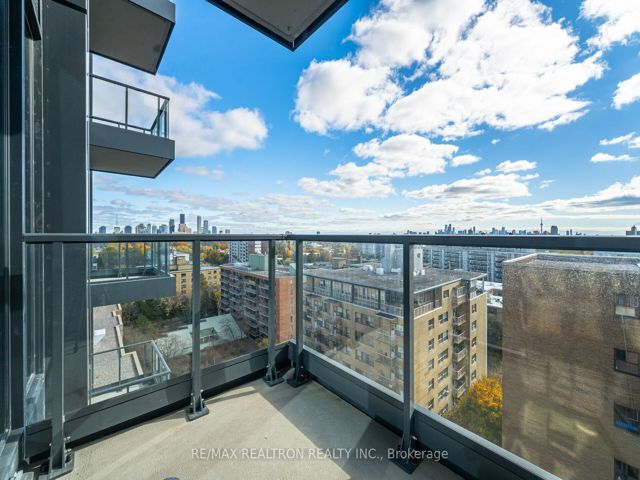 1111 - 2525 Bathurst St