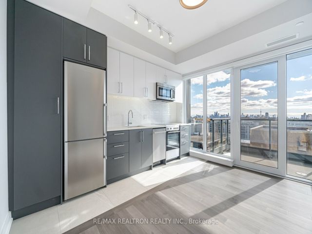 1111 - 2525 Bathurst St