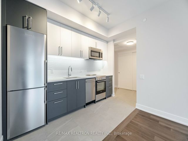 308 - 2525 Bathurst St