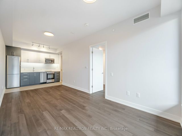 308 - 2525 Bathurst St