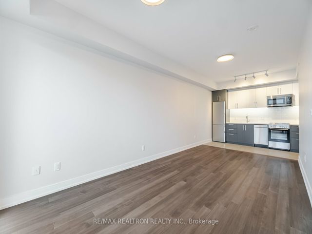 308 - 2525 Bathurst St