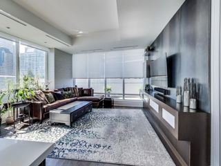 1102 - 29 Queens Quay E