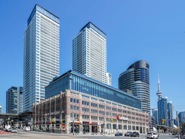2906 - 19 Bathurst St