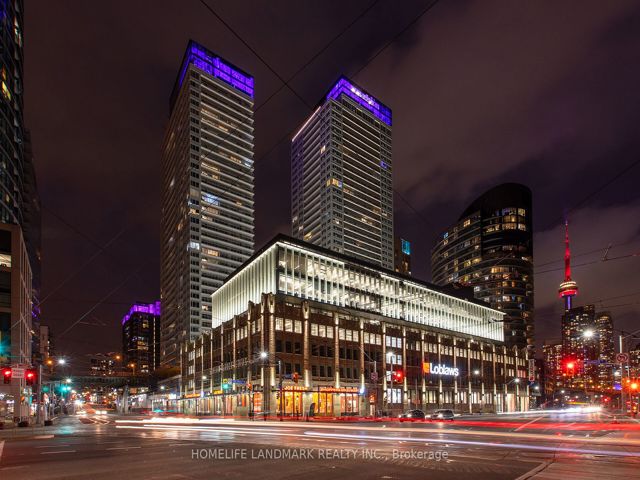 2906 - 19 Bathurst St