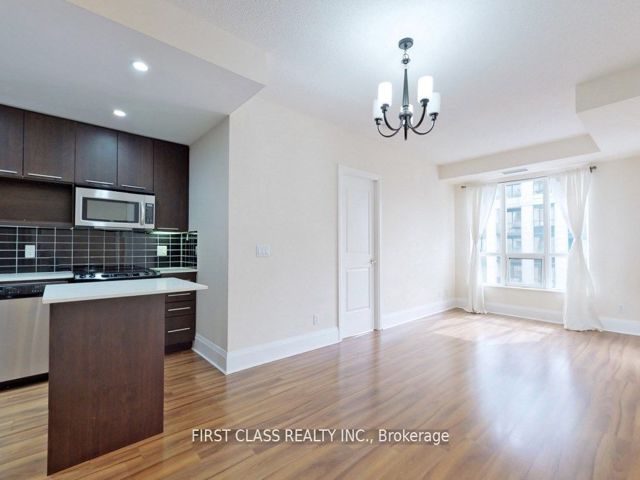 1615 - 100 Harrison Garden Blvd