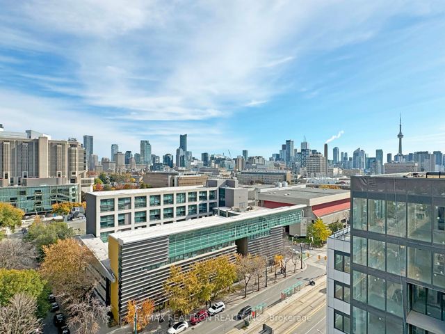 1510 - 666 Spadina Ave