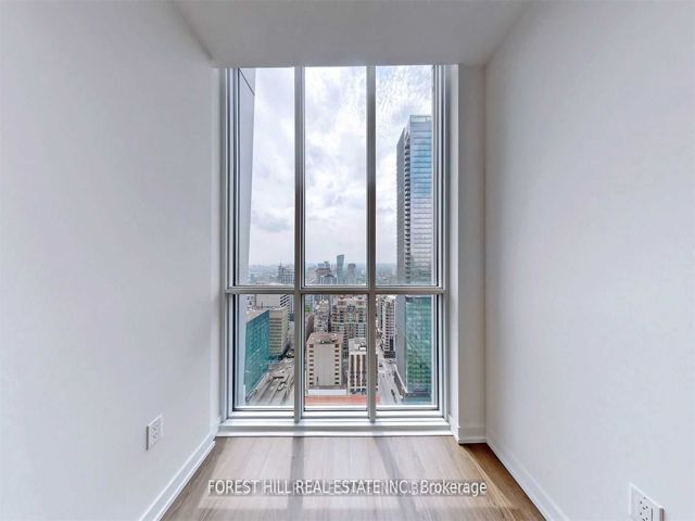 3202 - 1 Yorkville Ave