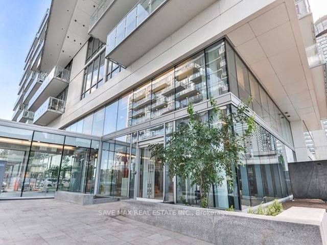 827 - 29 Queens Quay E