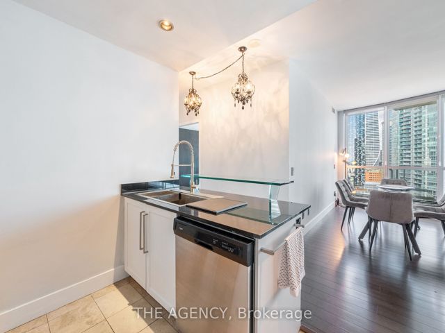 2201 - 218 Queens Quay W