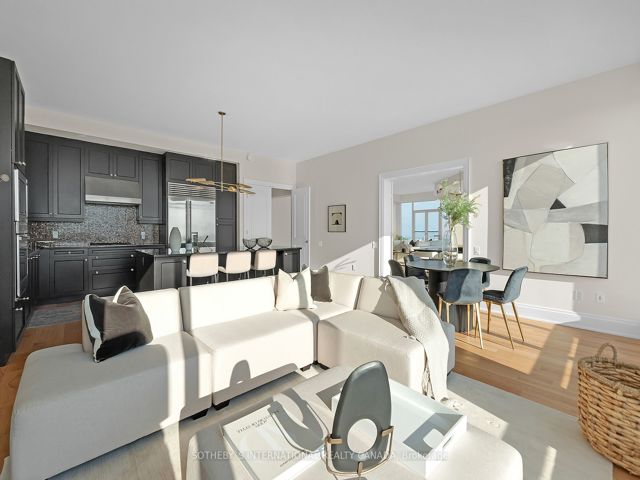 5202 - 2191 Yonge St
