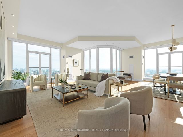5202 - 2191 Yonge St