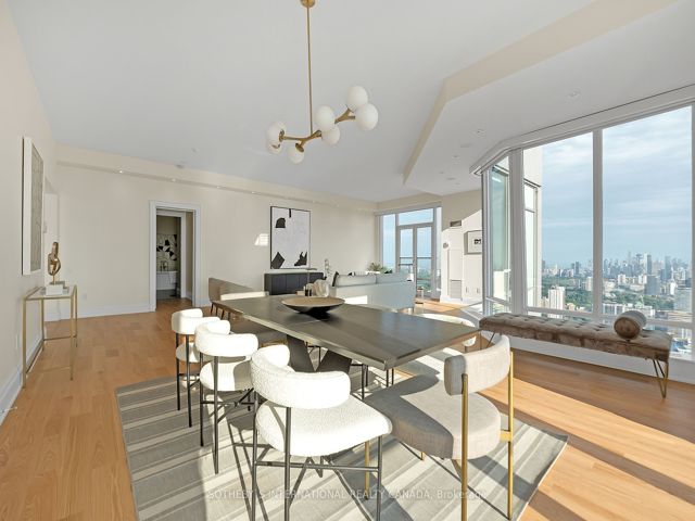 5202 - 2191 Yonge St
