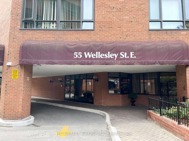 301 - 55 Wellesley St E