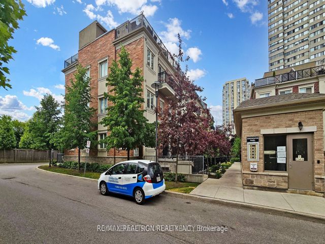 101 - 17 Coneflower Cres S