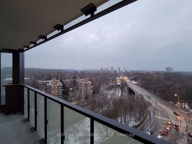 903 - 575 Bloor St E