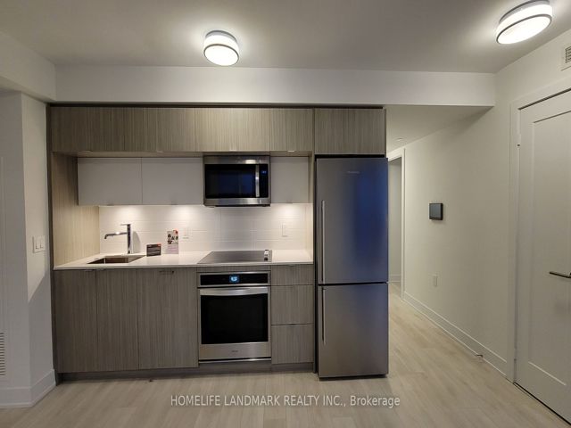 903 - 575 Bloor St E