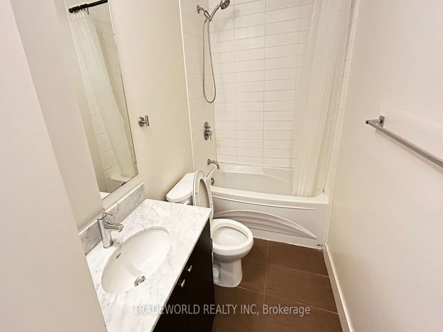 301 - 23 Sheppard Ave E