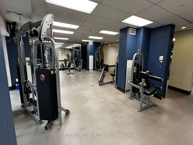 301 - 23 Sheppard Ave E
