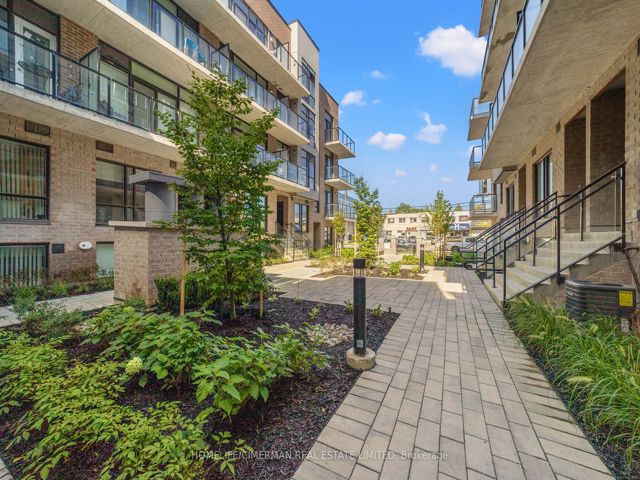 4th - 11-851 Sheppard Ave W