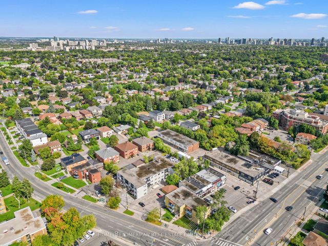 4th - 11-851 Sheppard Ave W