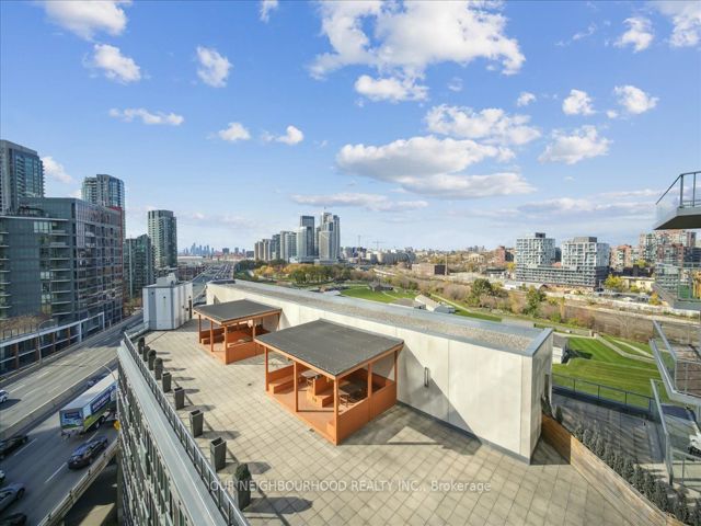 1212 - 169 Fort York Blvd