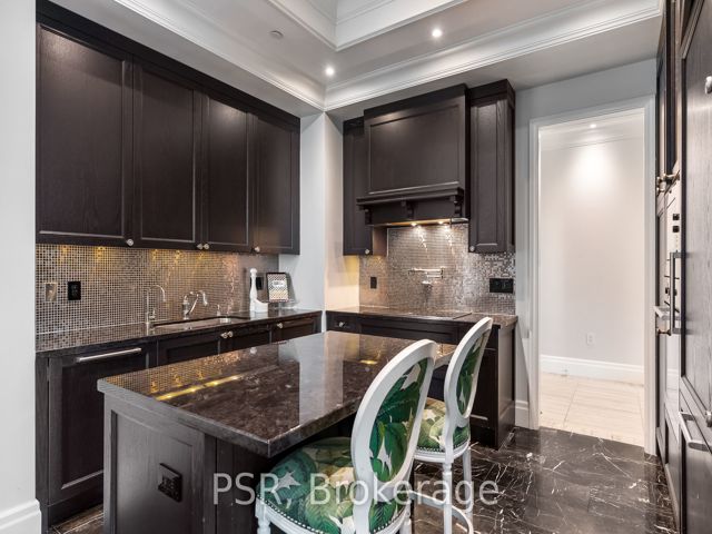 3901 - 311 Bay St
