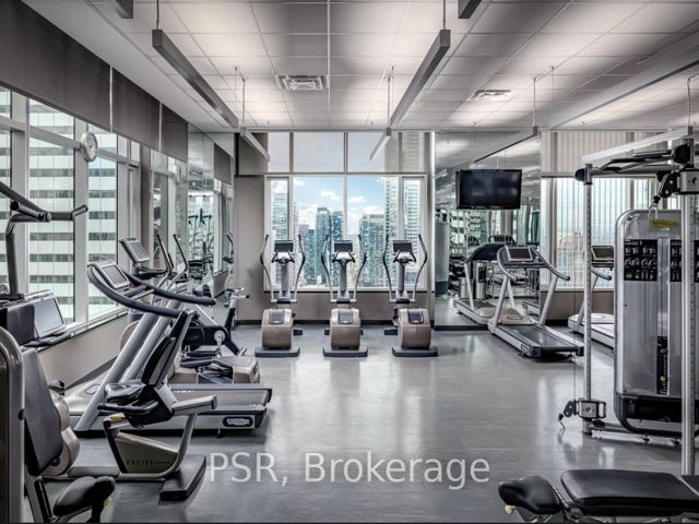 3901 - 311 Bay St