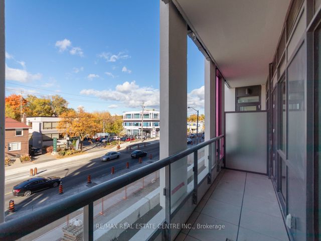 226 - 181 Sheppard Ave Ave E