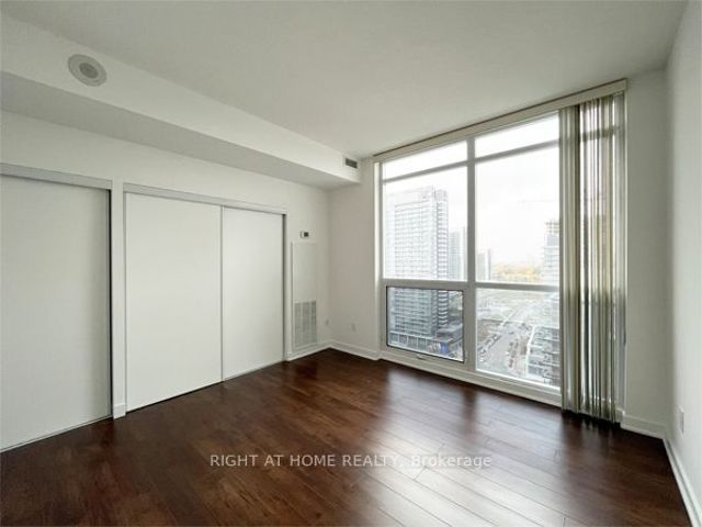 2302 - 29 Singer Crt