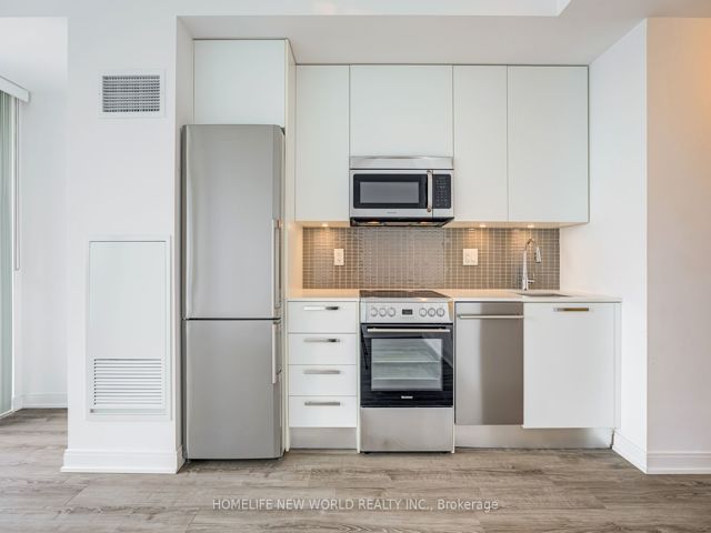 2508 - 42 Charles St E