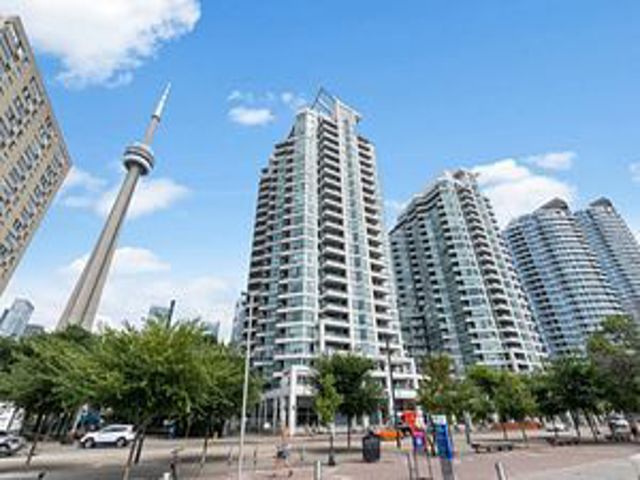 1027 - 230 Queens Quay West Quay