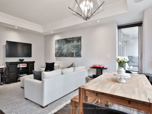 308 - 68 Yorkville Ave