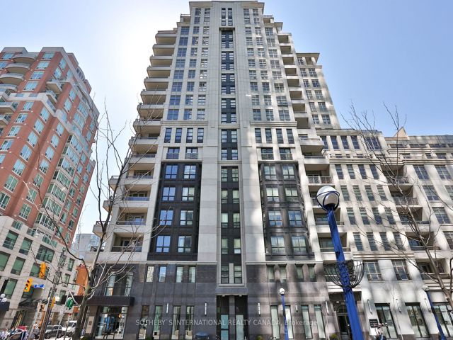 308 - 68 Yorkville Ave