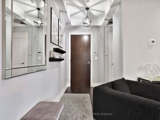 308 - 68 Yorkville Ave
