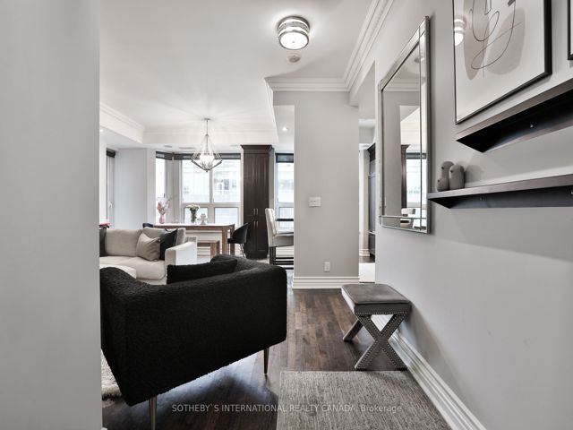 308 - 68 Yorkville Ave