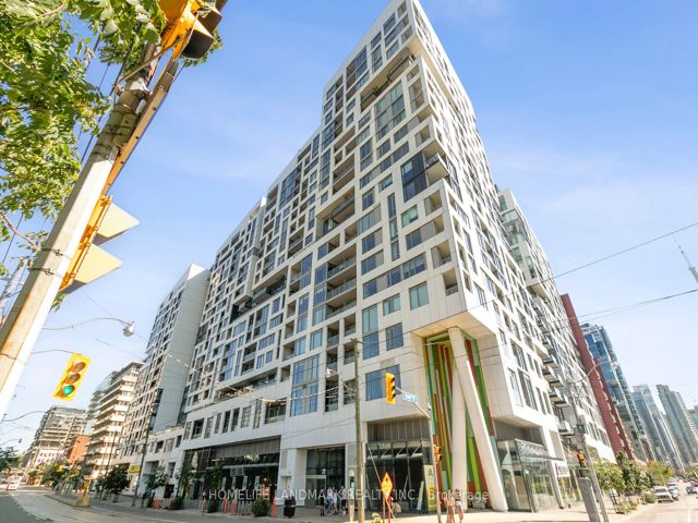 301w - 27 Bathurst St