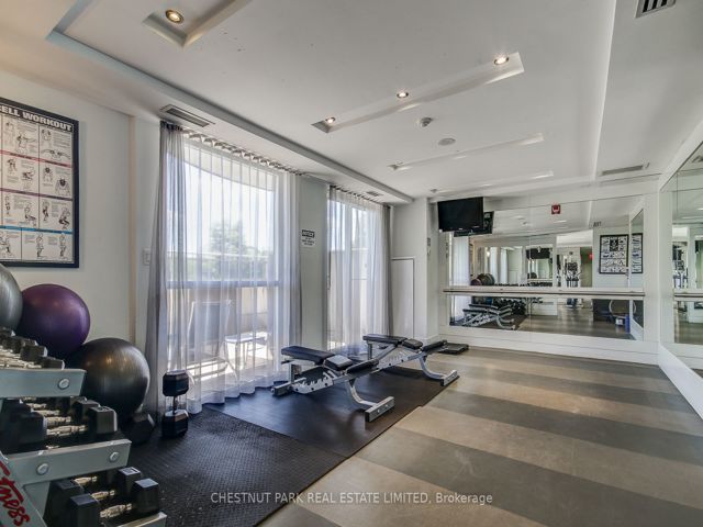 302 - 1430 Yonge St