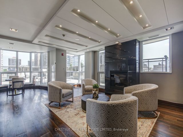 302 - 1430 Yonge St
