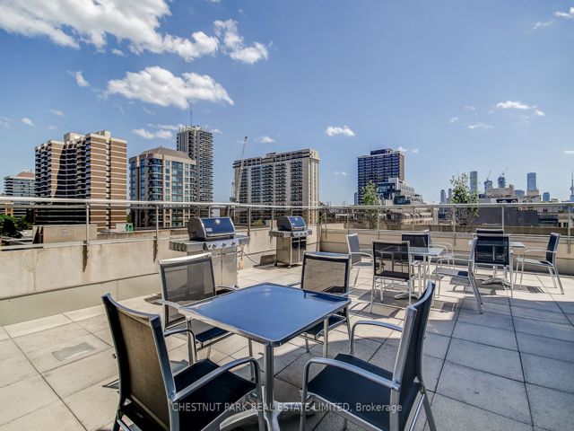 302 - 1430 Yonge St