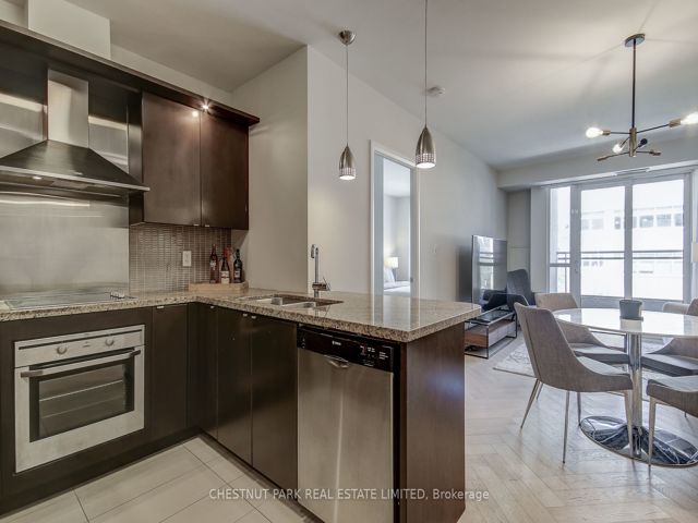 302 - 1430 Yonge St