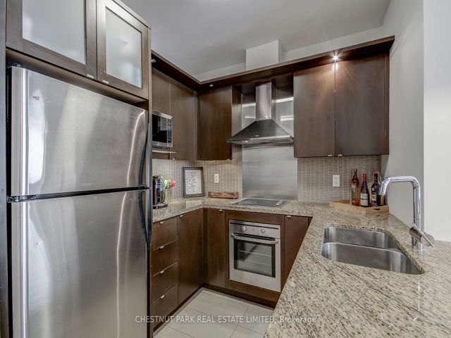 302 - 1430 Yonge St