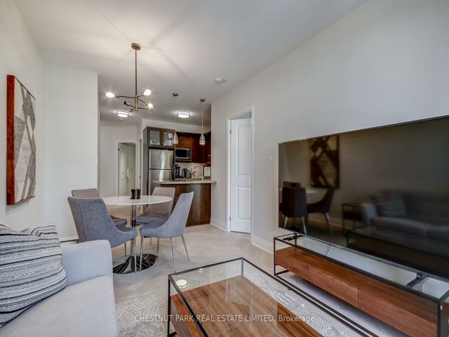 302 - 1430 Yonge St