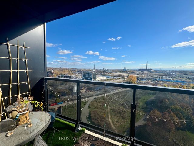 1308 - 170 Bayview Ave