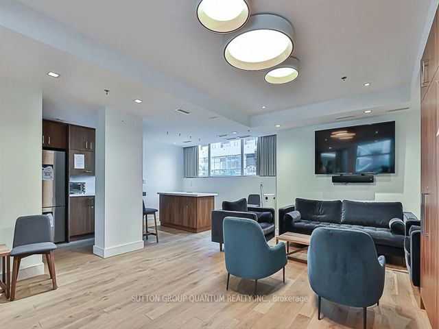 3009 - 81 Navy Wharf Crt