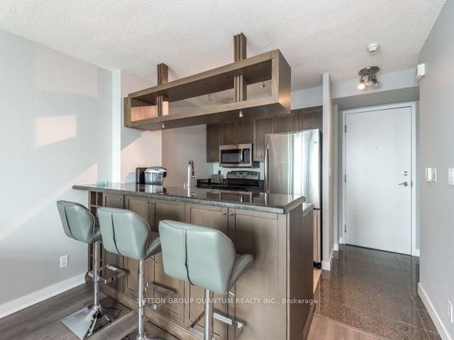 3009 - 81 Navy Wharf Crt