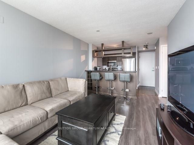 3009 - 81 Navy Wharf Crt