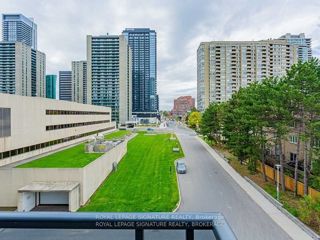 412 - 88 Sheppard Ave E